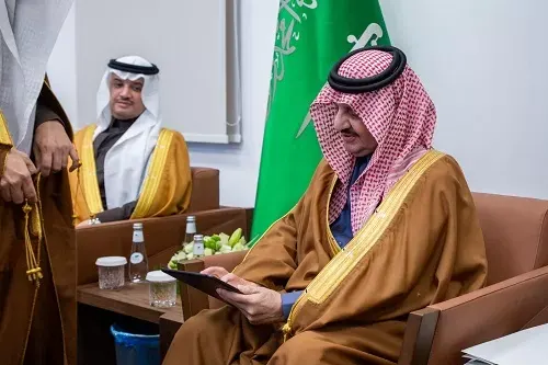 أمير الشرقية يدشن مشاريع صحية في الأحساء