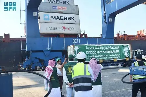 الباخرة السعودية الخامسة.. 400 طن لإغاثة غزة
