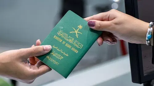الشرقية.. منح الجنسية السعودية لـ حمزة و عبدات و ريم الخرساني