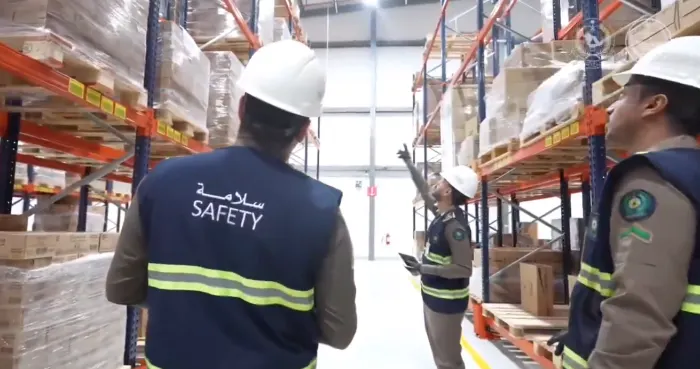 “الدفاع المدني” يكثف جولات السلامة في مباني المستودعات