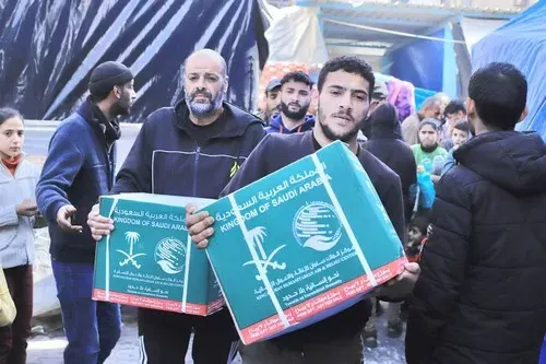 “سلمان للإغاثة”: استمرار توزيع مساعدات للمتضررين في غزة