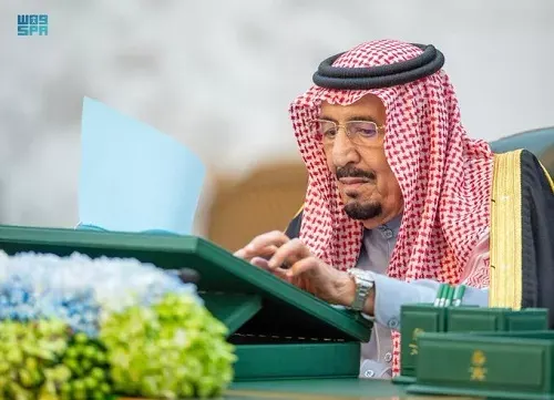 بقرار مجلس الوزراء: الترخيص لبنك أبوظبي التجاري