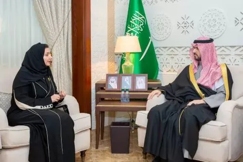 نائب أمير الشرقية يستقبل مدير فرع الأحوال المدنية