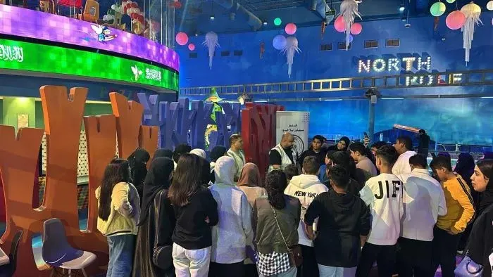 تدريب 40 يتيماً بحرينياً على الإسعافات الأولية في “دارين مول”