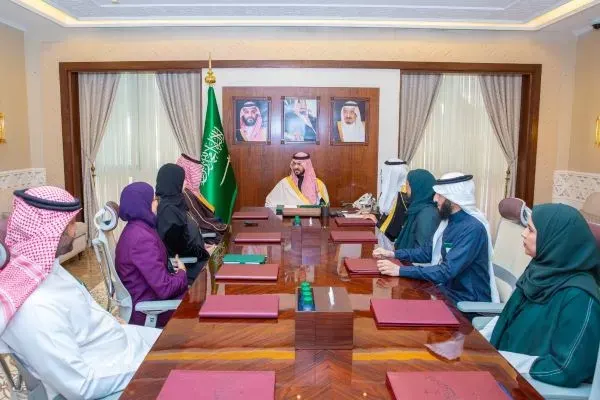 نائب أمير الشرقية يطلع على إنجازات فرع وزارة الطاقة