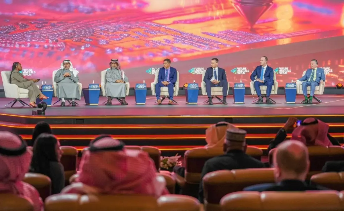 صحيفة أمريكية: البحث عن “المعادن” يجذب القوى العالمية نحو السعودية