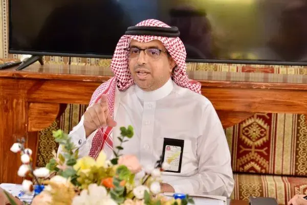 الأربعاء.. يوم تفوّق قطيفي بتوقيع 1589 طالباً من الجنسين