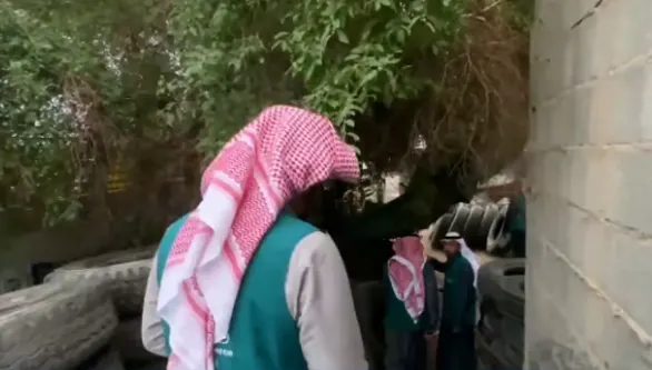 حفر الباطن.. سقوط غشاشي إطارات السيارات