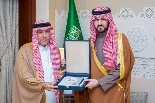 نائب أمير الشرقية يستقبل رئيس جامعة الأمير محمد بن فهد