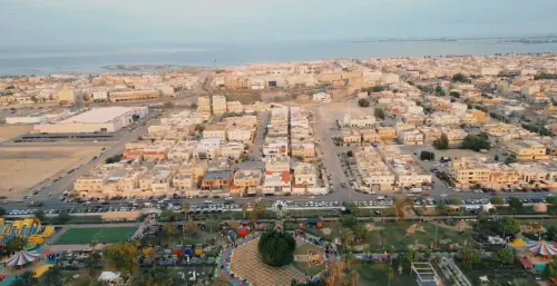 طقس القطيف.. معتدل بوجه عام ويتحول إلى غائم جُزئيًا خلال ساعات النهار