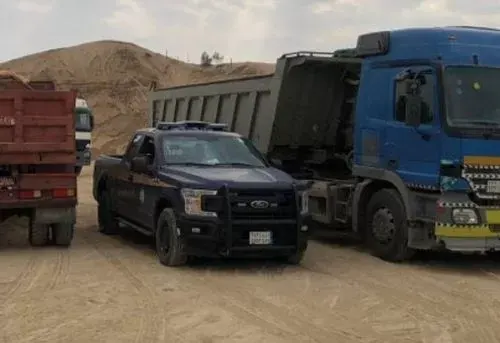 ضبط باكستاني استغل رواسب تبوك دون ترخيص