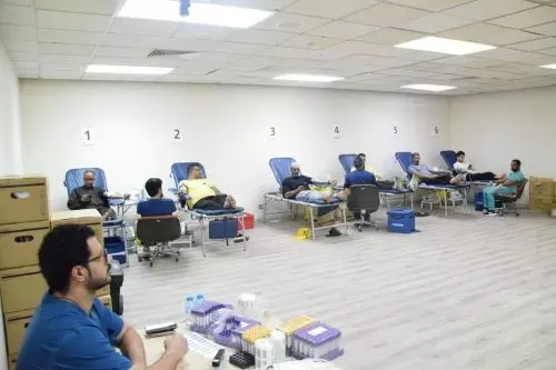 صفوى.. 38 متبرعاً في اليوم الأول لحملة “قطرة = حياة”
