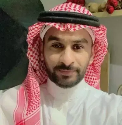آدم “الفرحة الأولى” في منزل علي العوامي
