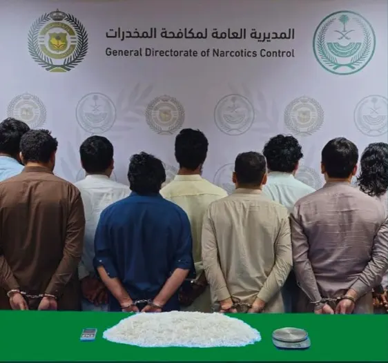 القبض على 11 مروج قات وشبو في جدة وجازان والباحة