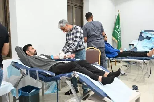 106 كيس دم من “النور” و “بر سنابس” لبنك القطيف