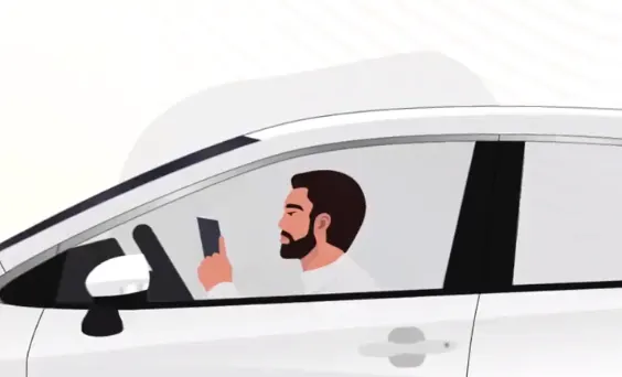 “قيادة بدون هاتف”.. مطلب فعاليات أسبوع المرور الخليجي