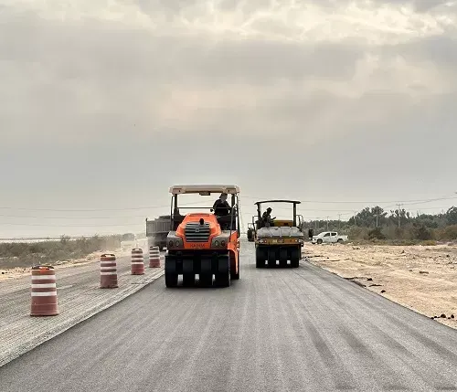 القطيف.. بدء صيانة طريق امتداد أبو معن مع طريق أبوحدرية القديم