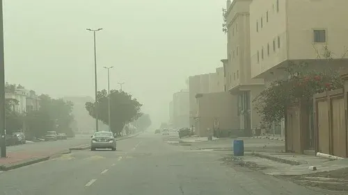 بينها الشرقية.. رياح نشطة وغبار وارتفاع الحرارة في 5 مناطق