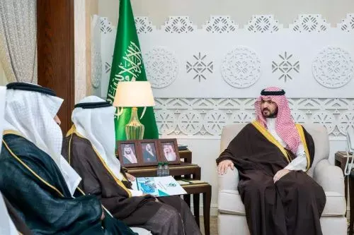 نائب أمير الشرقية يستقبل رئيس وأعضاء مجلس جمعية الرمدي