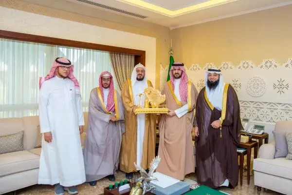 نائب أمير الشرقية يطلع على جهود جمعية الدعوة والإرشاد بالمبرز