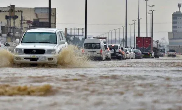 الأرصاد: أمطار رعدية غزيرة على أجزاء من الشرقية و10 مناطق