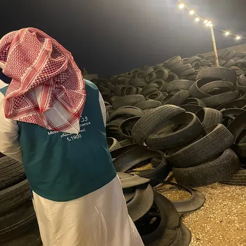سقوط عصابة إعادة تدوير “الكفرات” في القصيم