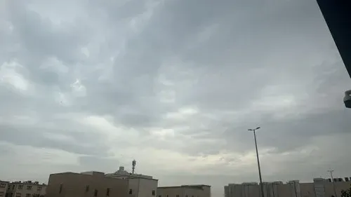 سماء القطيف ملبدة بالغيوم