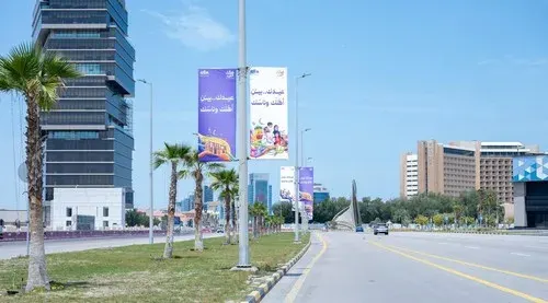 بالإنارة والمجسمات التجميلية.. حاضرة الدمام تتزين لاستقبال عيد الفطر