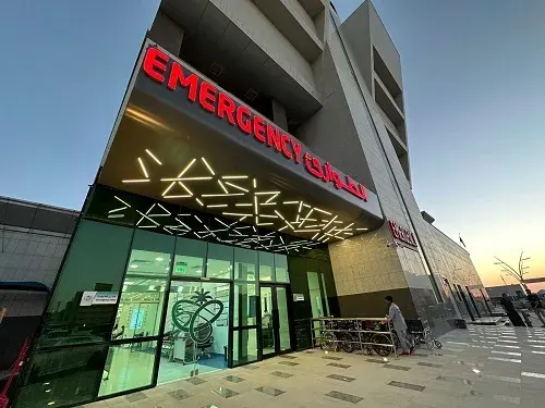 القصيم.. جراحة 20 دقيقة تنقذ حياة شاب من نزيف وقيء دموي