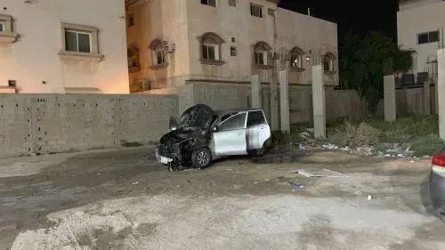 صفوى.. حريق سيارة يقطع إفطار رجال الدفاع المدني