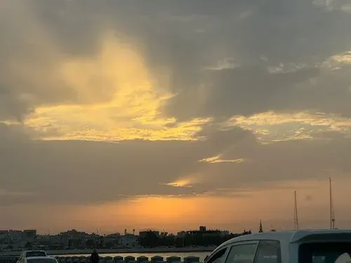 شمس القطيف الذهبية