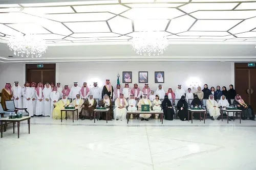 “تعليم القطيف” ينشر أسماء المكرمين في “منافس”