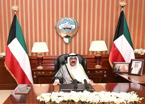 أمير الكويت يحل مجلس الأمة: اتخذنا قراراً صعباً إنقاذاً للبلاد