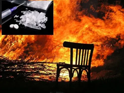 أطفالها يسألون: متى ستعود ماما من الجنة؟ “نداء”.. أشفقت عليه من “الشبو”.. فثبتها في كرسي وأحرقها حتى الموت