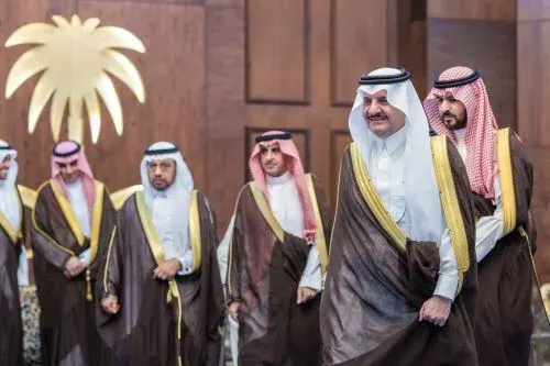 استضاف كلية الحاسب بجامعة عبدالرحمن بن فيصل في مجلس الأثنينية أمير الشرقية: الذكاء الاصطناعي قادم بقوة ويتطور يوماً بعد آخر