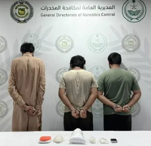 تم القبض.. “شبو” في الشرقية و حشيش في الجوف و إمفيتامين في نجران