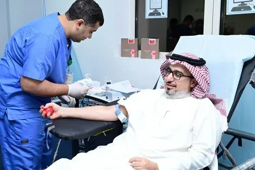 الدمام.. “قطرة دم تزرع أمل” في مدارس التهذيب