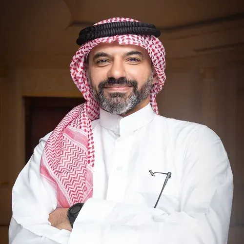 من هو الدكتور نايف الدبيس..؟