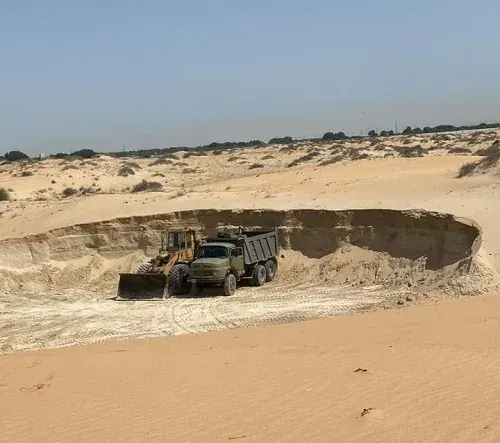 ضبط 85 معدة تنهل وتجرف الرمال غرب الدمام