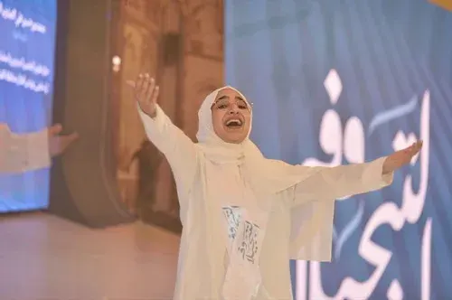 هكذا وقفوا في “وفِّهِ التبجيلا”