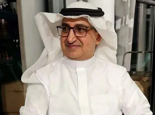 والدة الدكتور أحمد قران الزهراني في ذمة الله