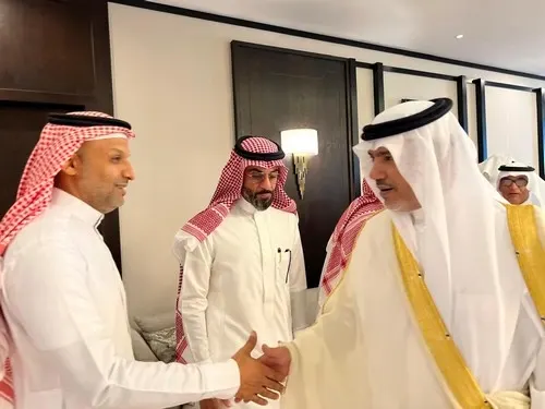 بلدية القطيف تعايد منسوبيها