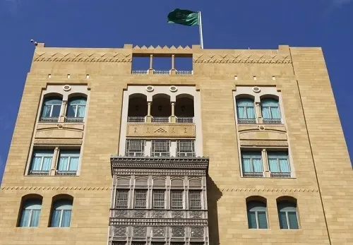 سفارتنا في لبنان: غادروا فوراً والتزموا المنع