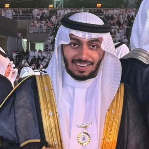 بكالوريوس الدراسات القضائية لنجل الزميل شاكر الحارثي