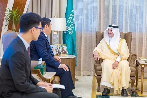 أمير الشرقية استقبل السفير الكازاخستاني