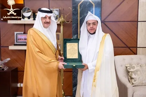 أمير الشرقية يستقبل قاضي بمحكمة الأحوال الشخصية