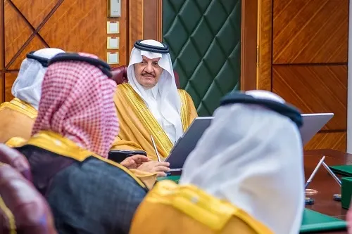 أمير الشرقية يستقبل وزير الصحة