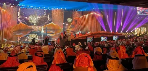 “شاعر الراية” يواصل تسجيل المشاركات.. والأمير بدر “رمز دائم”