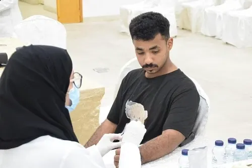 في يوم “وبها نحيا 2” الأول.. القطيف تتبرع بـ 53 كيس دم لـ “المركزي”