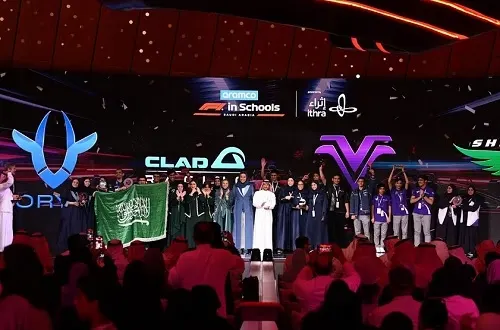 4 فرق تستعد للتصفيات العالمية في مسابقة فورمولا 1 بالمدارس
